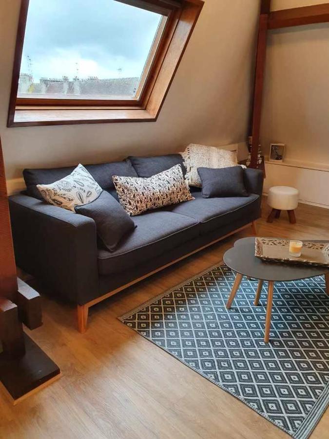 Bel Appartement Ensoleille En Ville Pont-Évêque מראה חיצוני תמונה