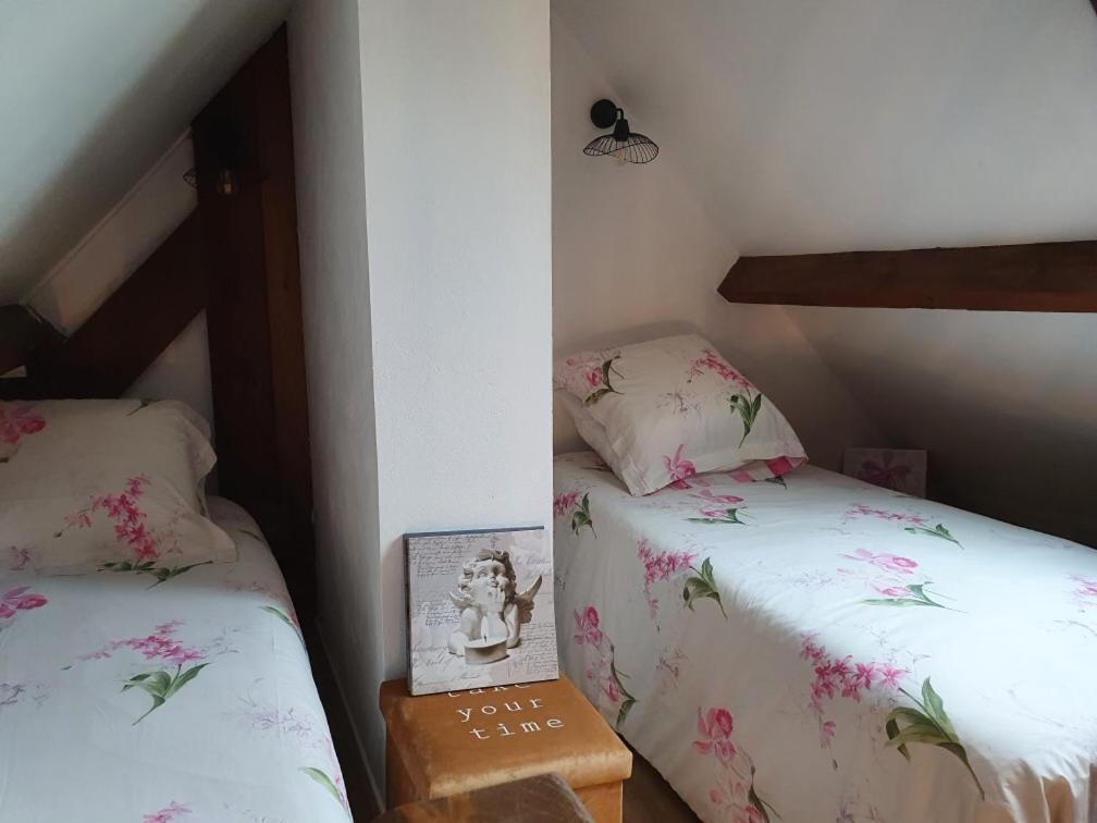 Bel Appartement Ensoleille En Ville Pont-Évêque מראה חיצוני תמונה